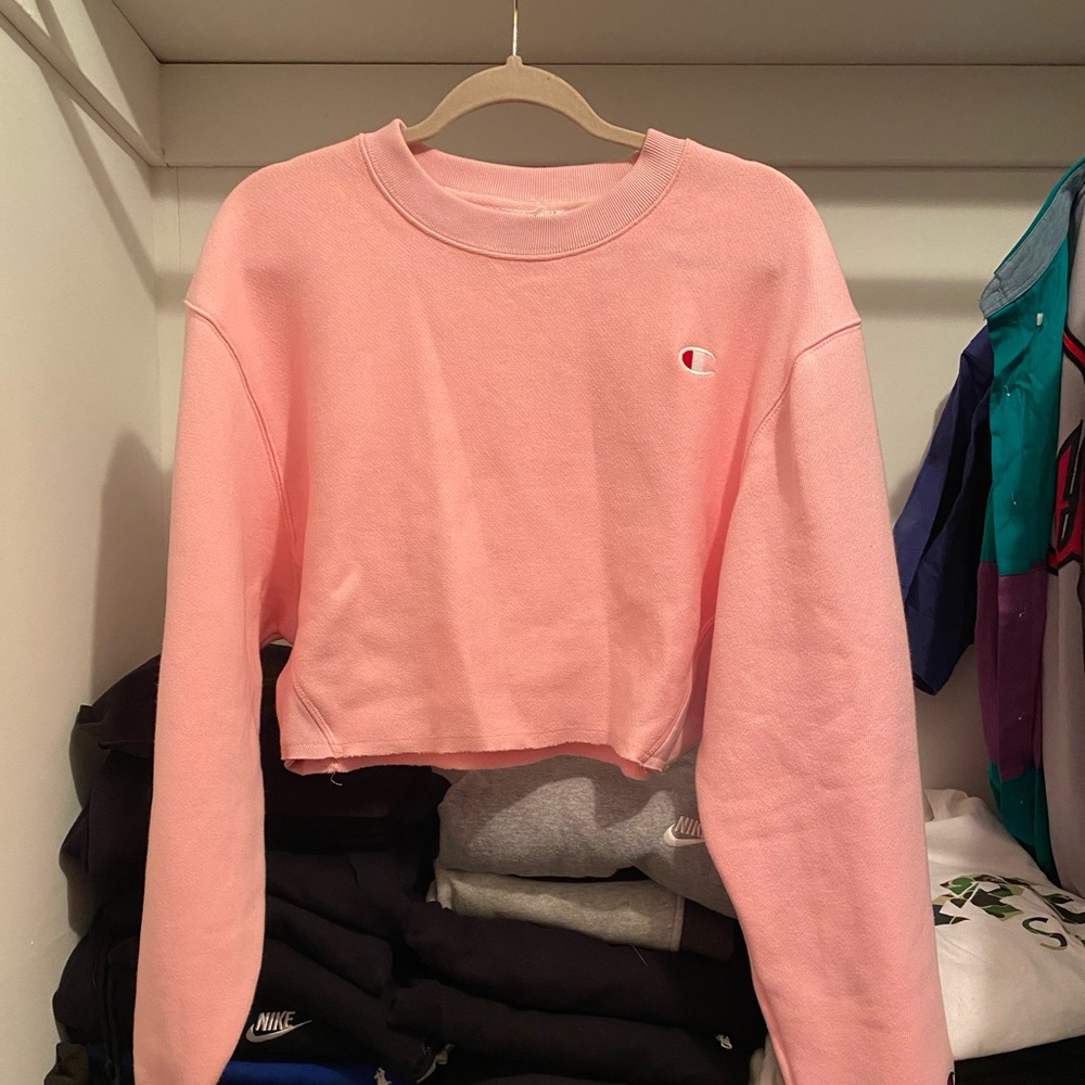 Cropped champion sweatshirt